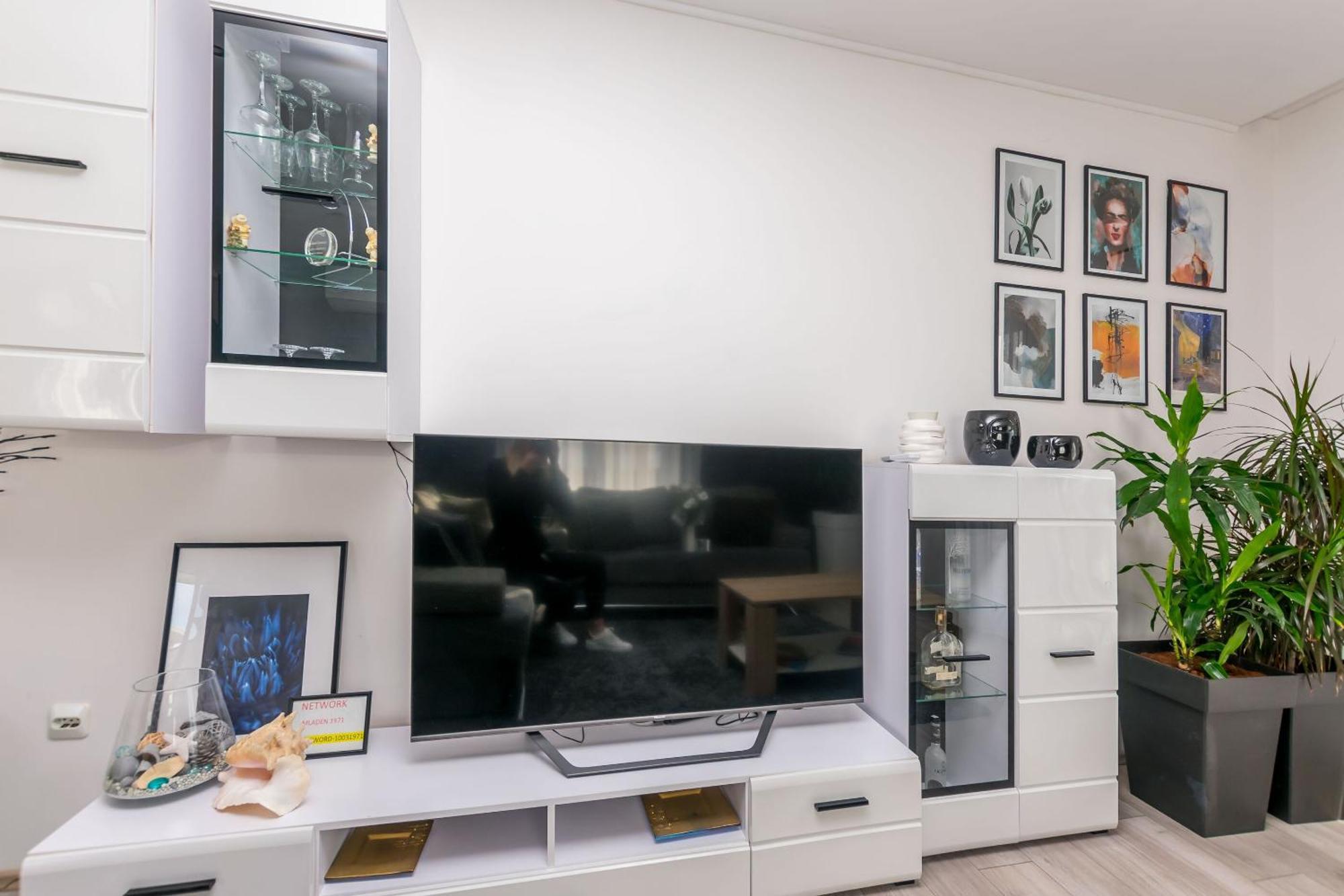 Apartments Mladen ดูเช ภายนอก รูปภาพ