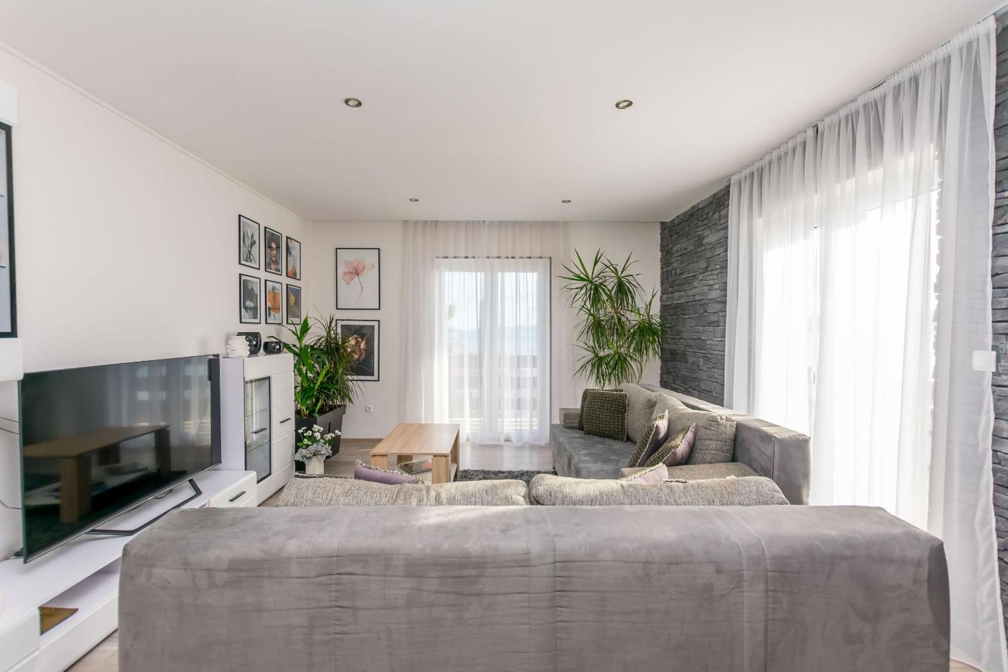 Apartments Mladen ดูเช ภายนอก รูปภาพ