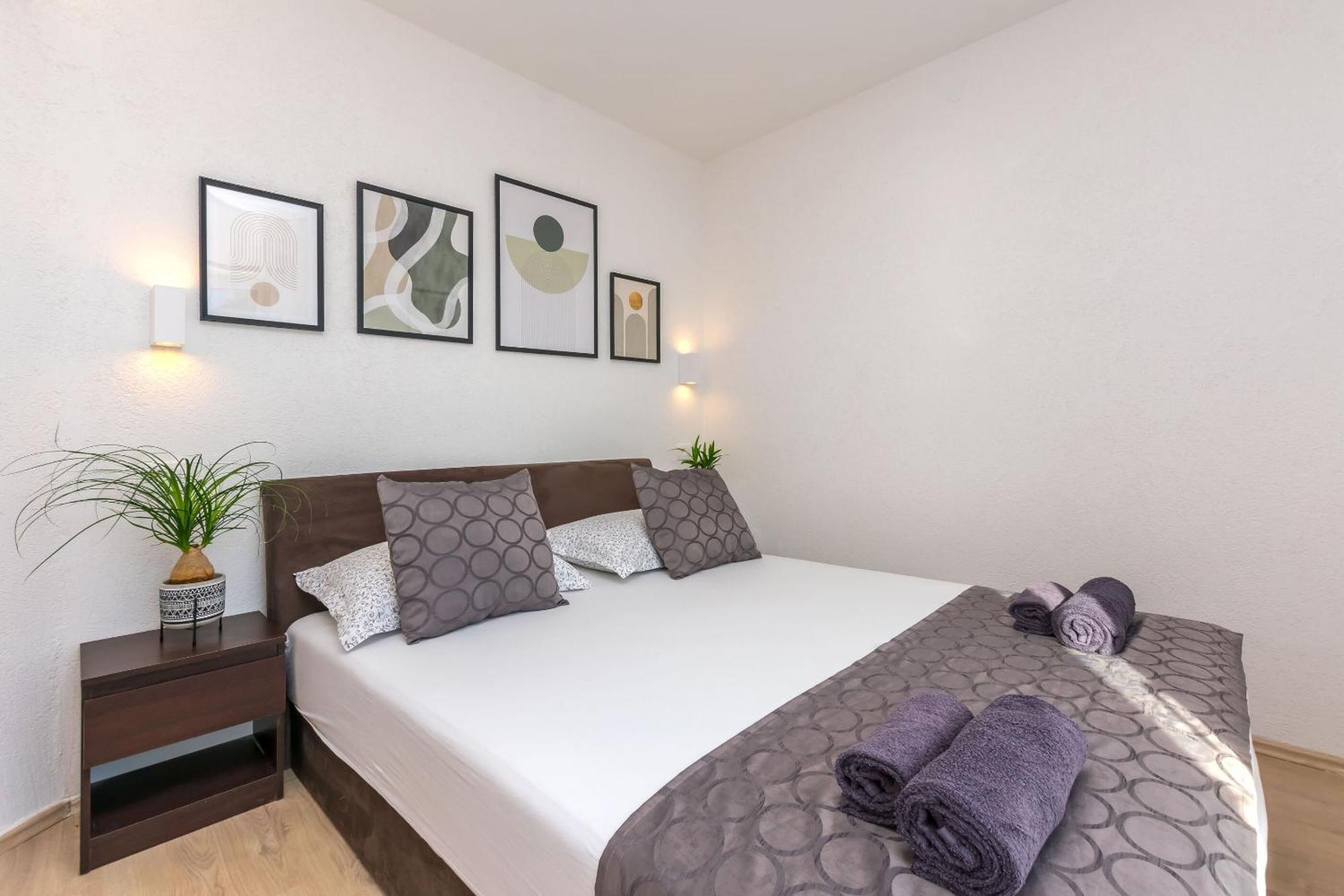 Apartments Mladen ดูเช ภายนอก รูปภาพ