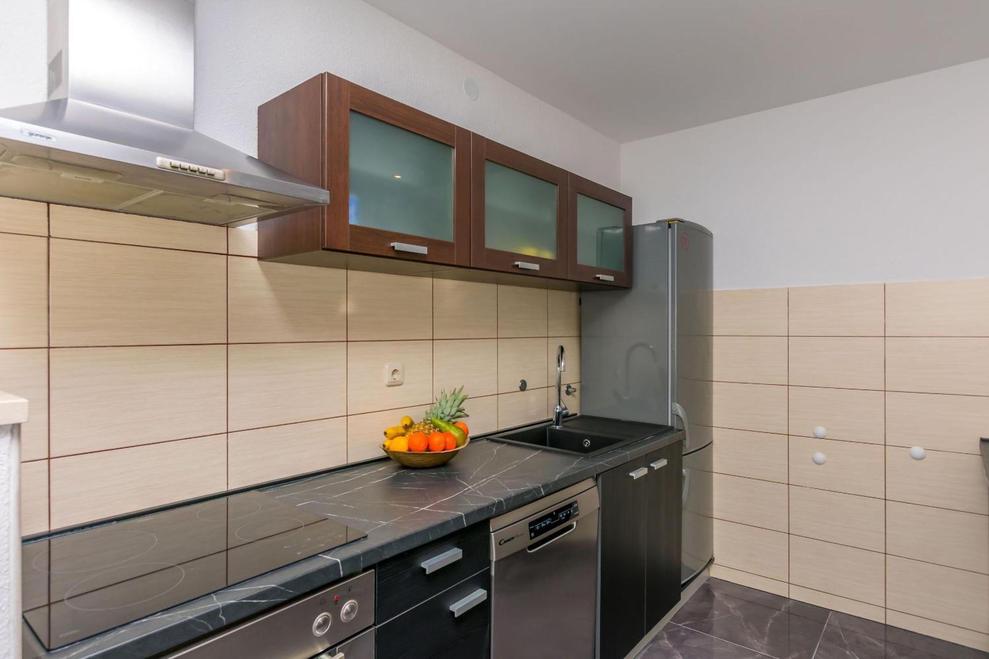 Apartments Mladen ดูเช ภายนอก รูปภาพ