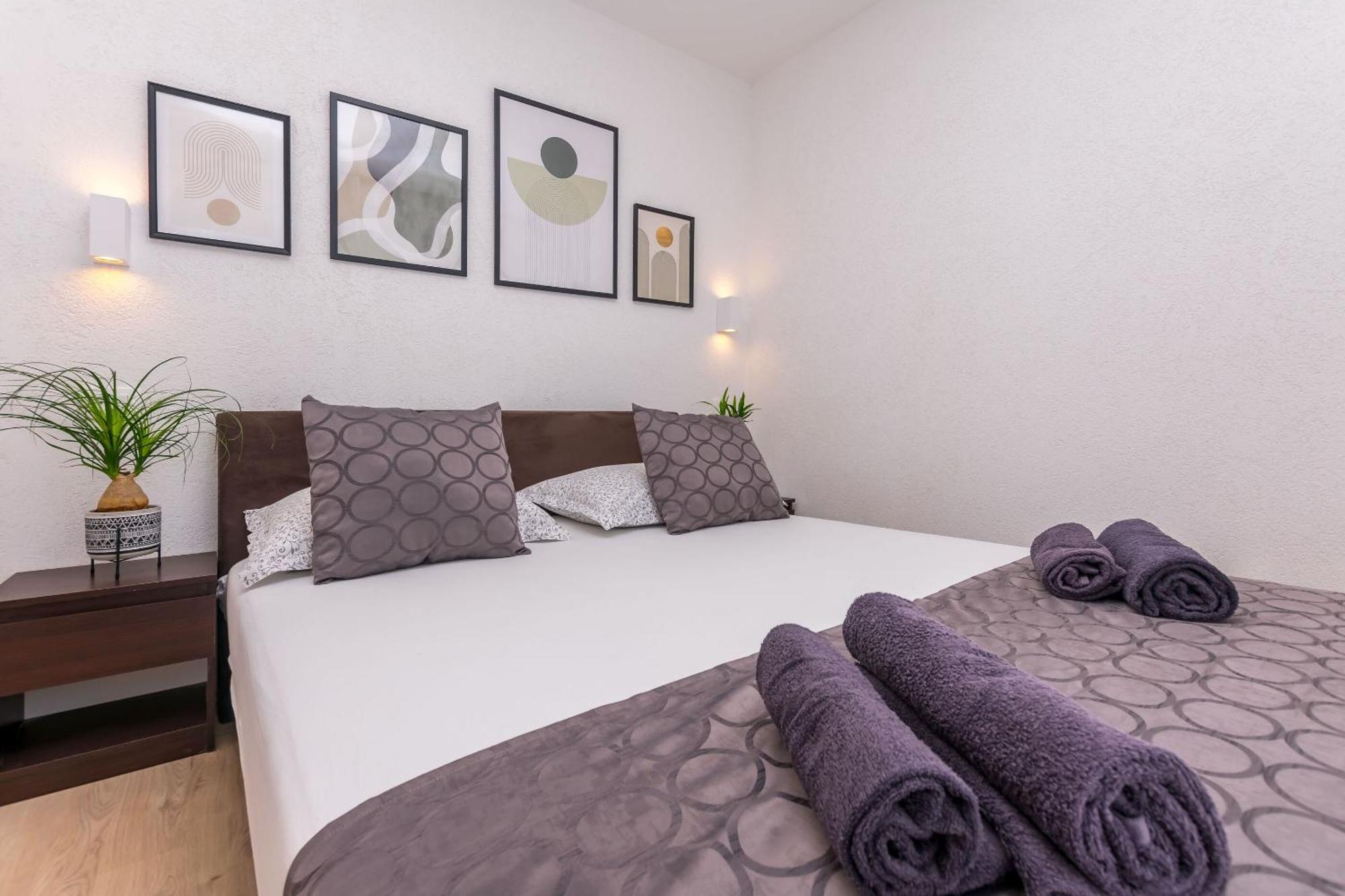 Apartments Mladen ดูเช ภายนอก รูปภาพ